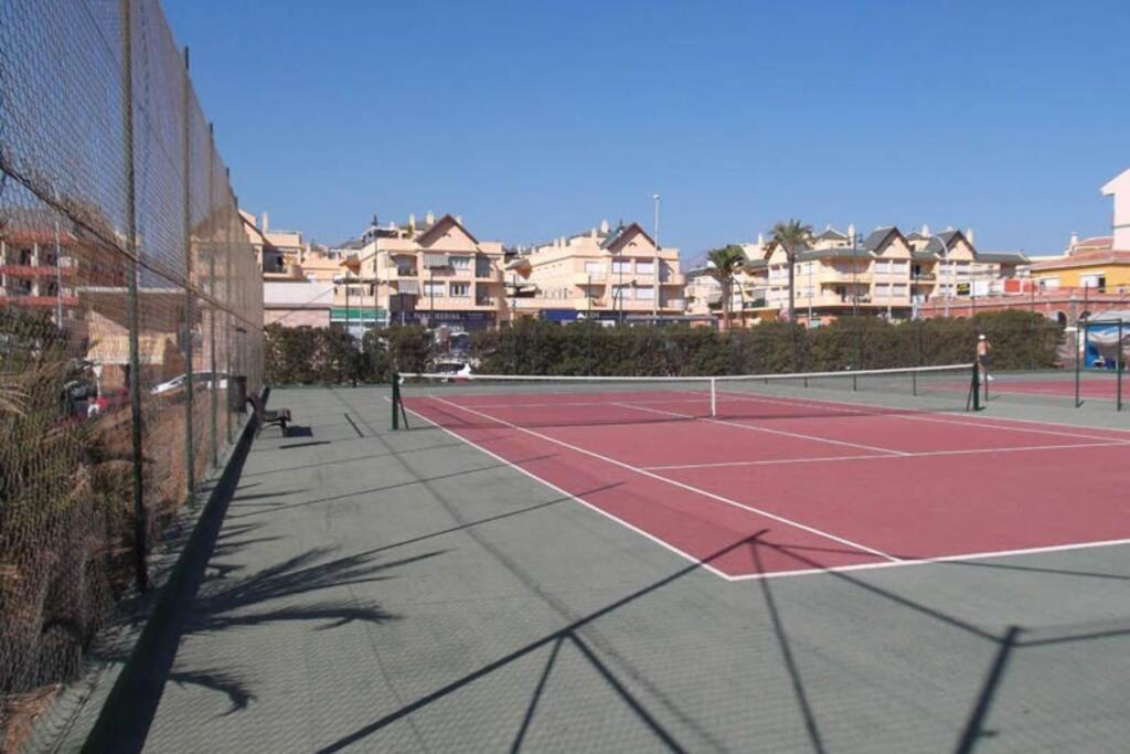 Apartamento A Estrenar En Primera Linea De Playa Торрокс Екстер'єр фото